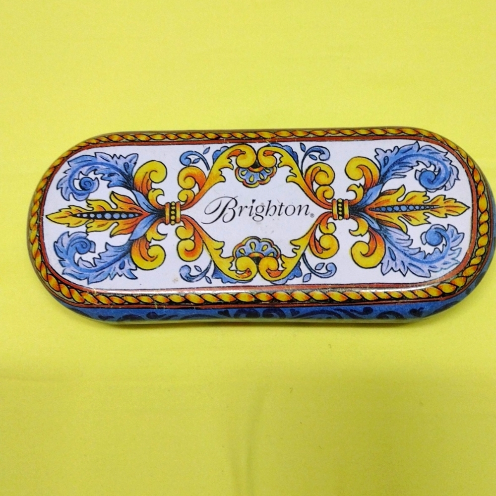 Brighton Floral Design Multicolor White Eyewear Metal Tin Case Only EC#47